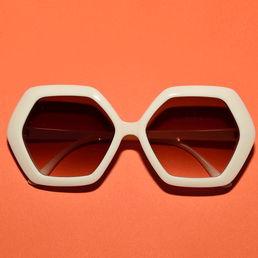 The LOLA 1970s Vintage Style Oversized Hexagon Sunglasses