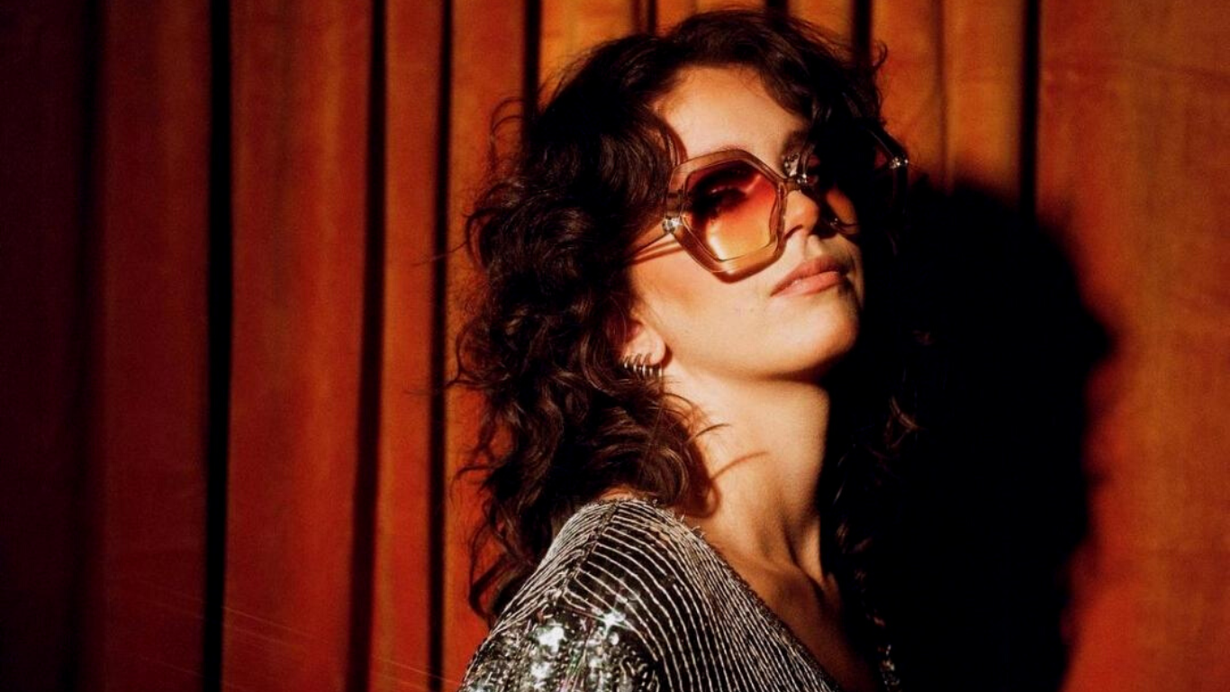 Women wearing our round grey 1970s style sunglasses