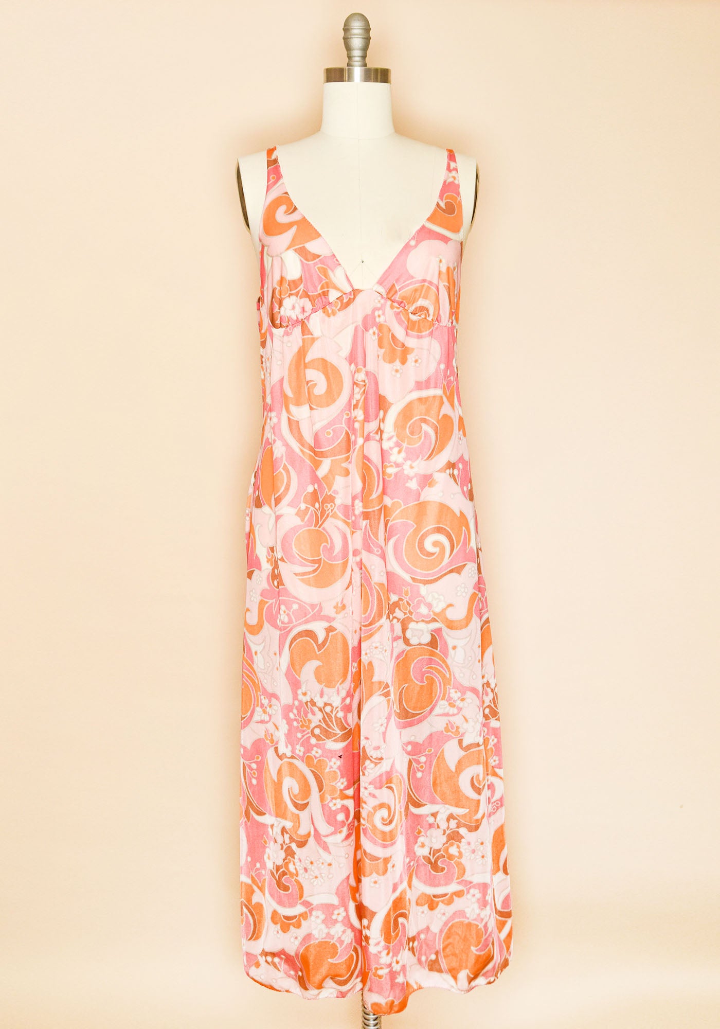 Vintage 1960's Groovy Floral Paisley Print Two Piece Night Gown and Robe Set- Dress View