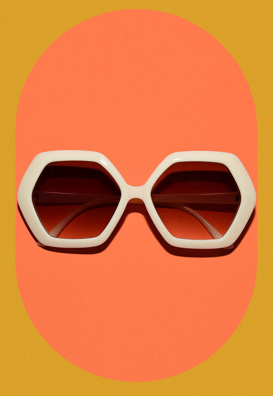 The LOLA 1970s Vintage Style Oversized Hexagon Sunglasses